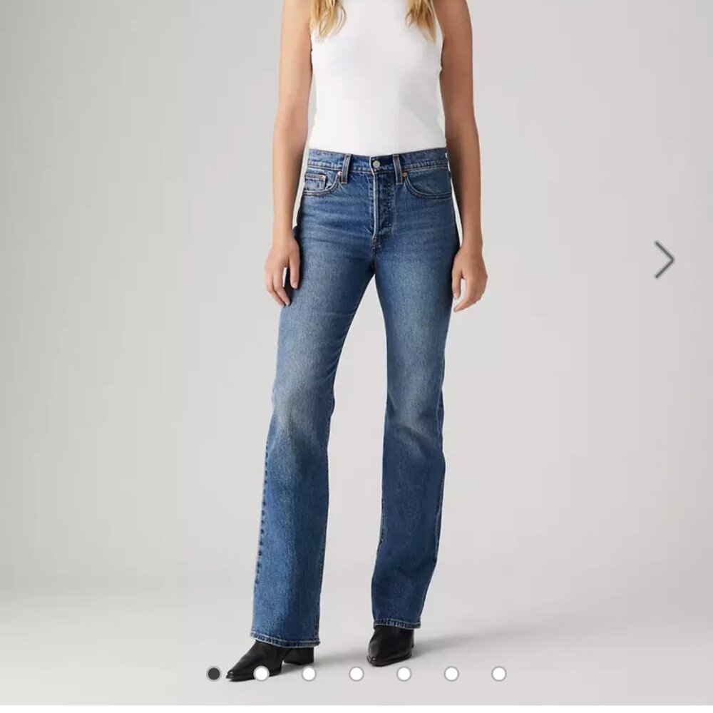 Levi's Premium women's wedgie bootcut jean, EUC, size 28